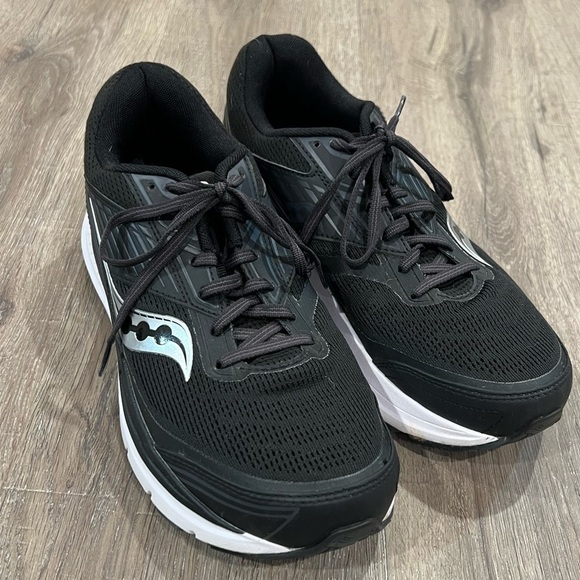 SAUCONY Women’s Size 10.5 Echelon 8 Support Frame FormFit Black Running Shoe - Picture 2 of 11